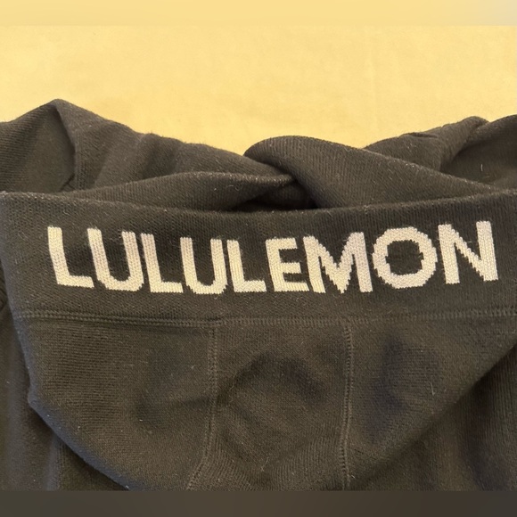 EUC! Lululemon Soothe Away Hoodie, sz 8? (See photos for measurements) - Picture 9 of 12